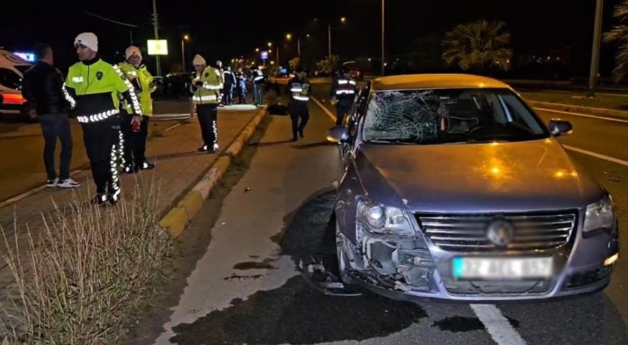 Kardeşini kazadan korumak isteyen ağabey, otomobil çarpması sonucu yaşamını yitirdi