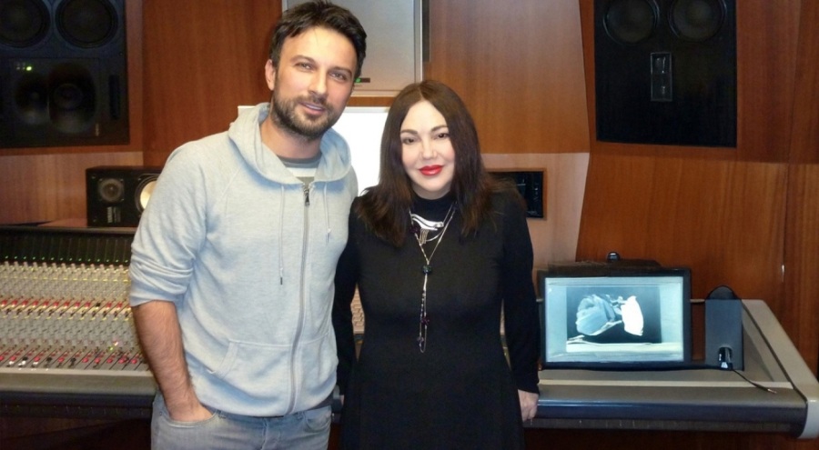 Nazan Öncel ve Tarkan'dan hayranlarına sürpriz