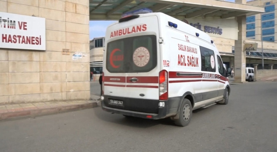 Karbonmonoksit gazından zehirlenen 3 kardeş, ölümden döndü