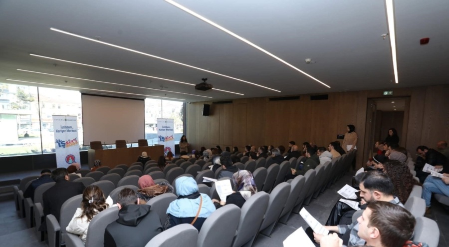 İnegöl'de  İstihdam ve Kariyer Merkezi vatandaş ile işvereni buluşturuyor