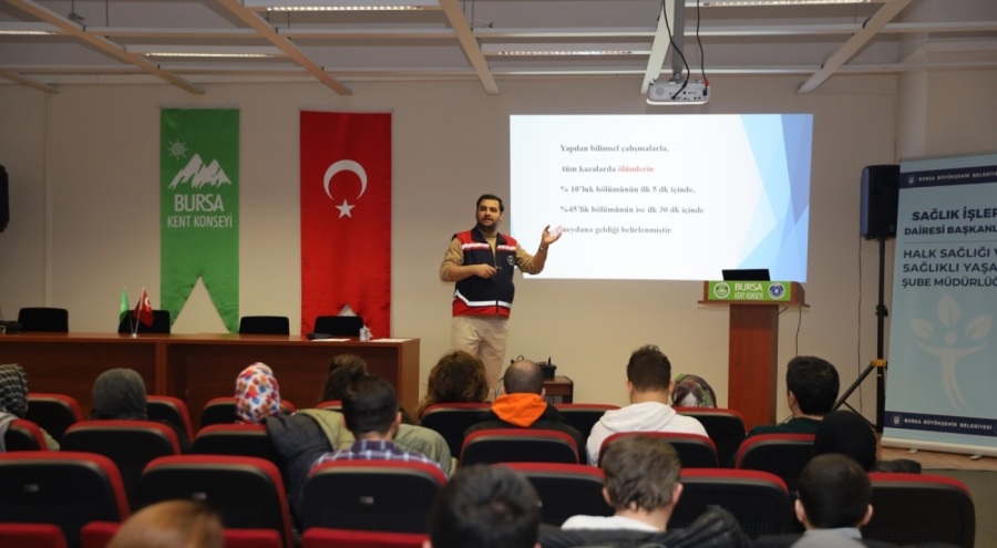 Bursa Büyükşehir Belediyesi'nden özel gereksinimli bireylere ilk yardım eğitimi verildi