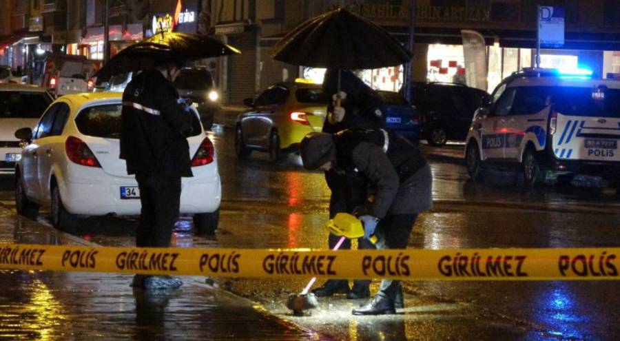 Silahlı kavgada kan döküldü