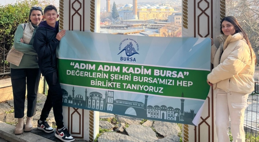 Gençler için 'Adım Adım Kadim Bursa Projesi' başladı