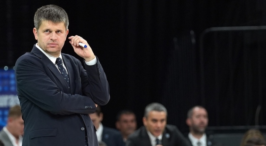 Anadolu Efes Başantrenörü: "Oyuncularımın adanmışlığı bugünkü zaferi hazırladı"