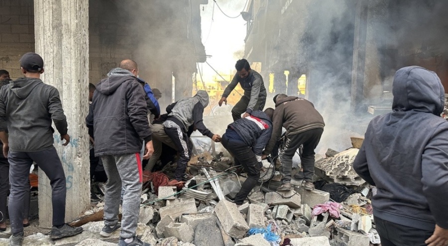 Gazze'de 10 günde 422 Filistinli öldürüldü