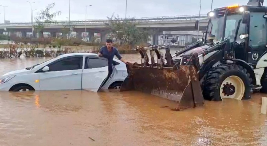 AFAD: 7 ilde 400 sel vakası bildirildi