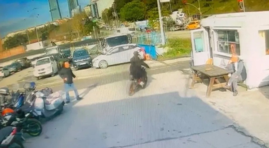 Hem çaldı hem de film gibi kaydettirdi!