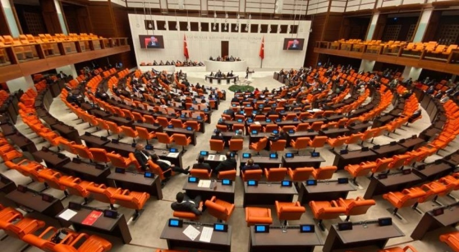 Genel Kurul'da İki torba kanun teklifinin görüşülmesi bekleniyor