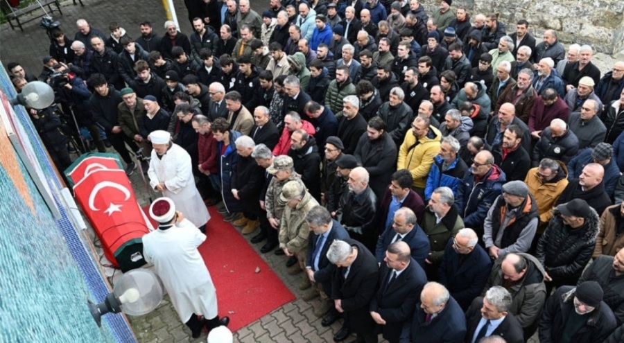 Çığda ölen milli judocu Emre Yazgan, toprağa verildi