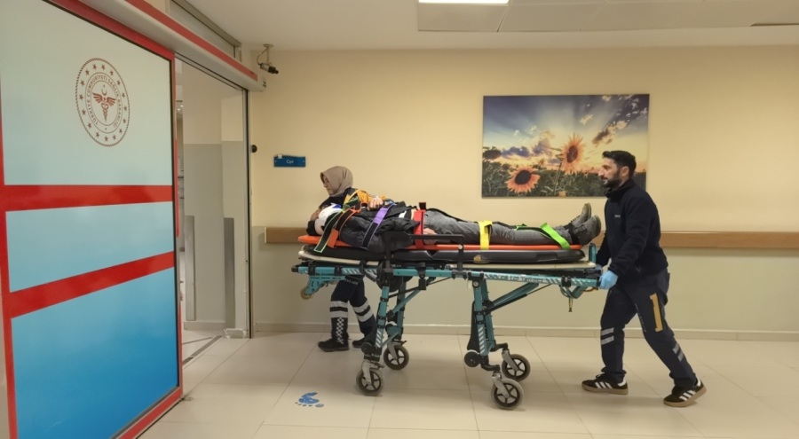 Bursa'da motosiklet devrildi!