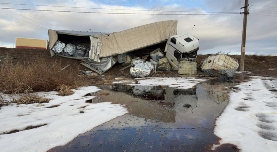 Varmasına 3 kilometre kala devrildi!