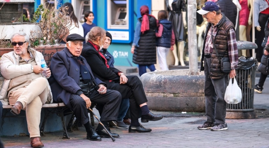 Emeklilerin yılbaşı ikramiyesi belli oldu!