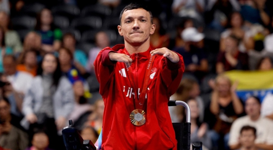 Milli sporcu Umut Ünlü, 'yılın erkek sporcusu' ödülüne aday gösterildi