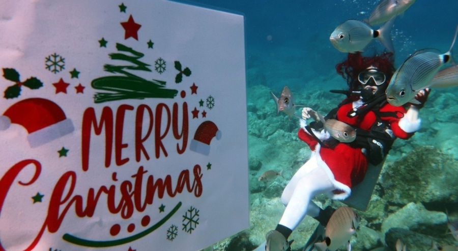 Fethiye'de, Slovenyalı dalgıç su altında yılbaşını kutladı!