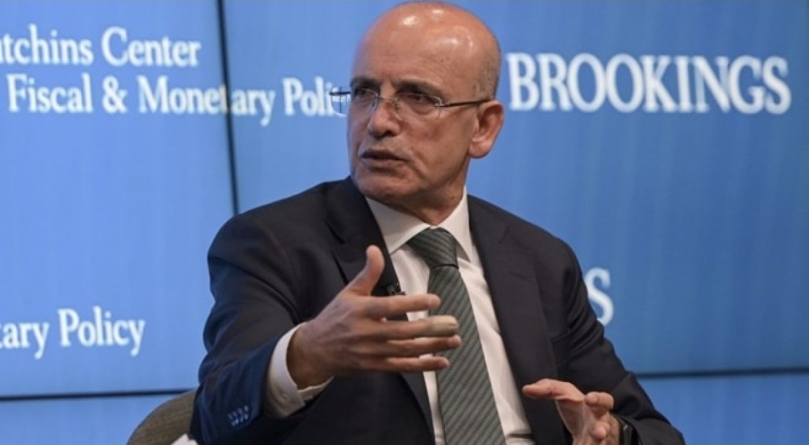 Bakan Şimşek'ten "Akaryakıtta daha az vergi" mesajı