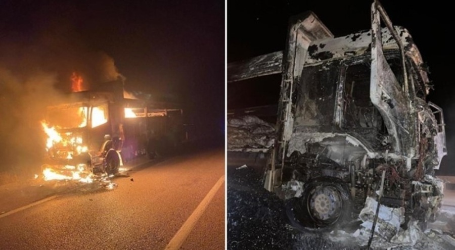 Seyir halindeki kamyon alev alev yandı