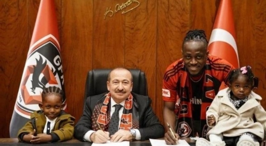 Gaziantep FK Emmanuel Boateng'i kadrosuna kattı!