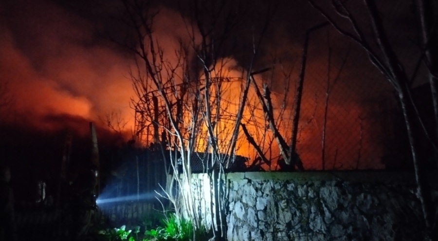 Film platosu alevler içinde yandı