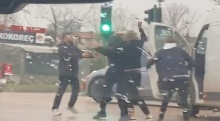 Bursa'da trafik kavgasında yumruklar konuştu!