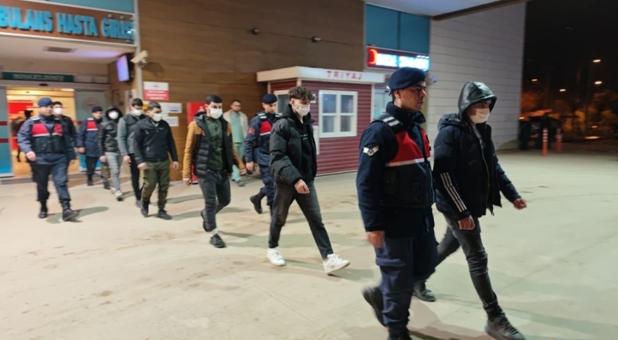 Bursa İnegöl'de 7 düzensiz göçmen yakalandı