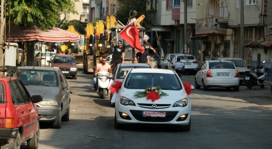 Düğün konvoylarının yasaklanması için TBMM'ye başvuru yapıldı