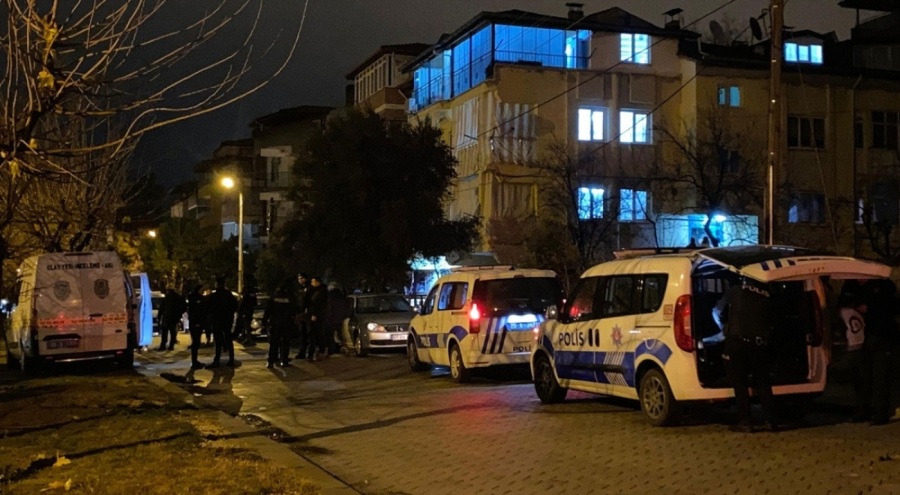 16 yaşındaki çocuk, evinde ölü bulundu