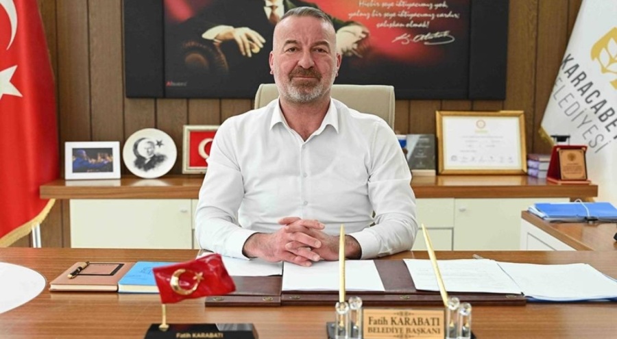 Karacabey Belediye başkanı Fatih Karabatı'dan yeni yıl mesajı