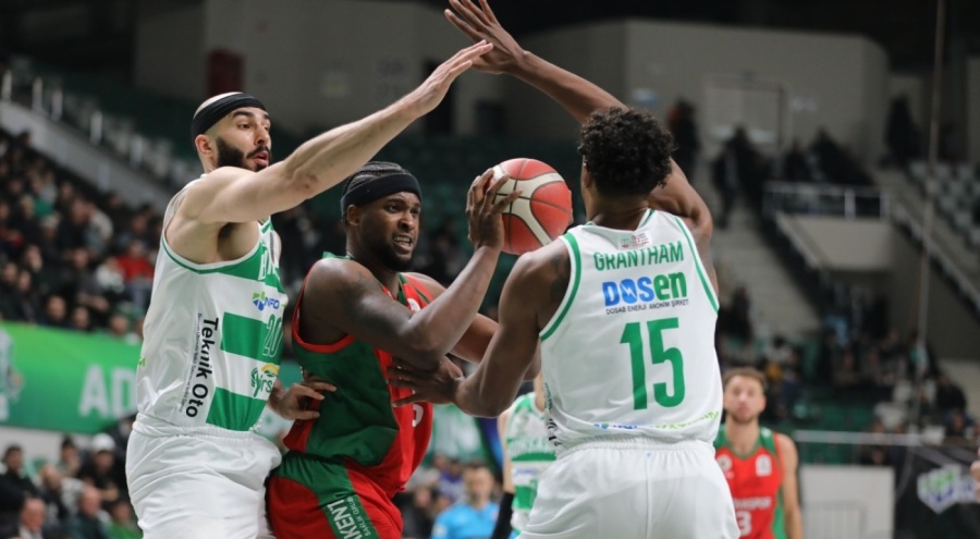 Bursaspor Yörsan, Yalovaspor Basketbol'u yendi