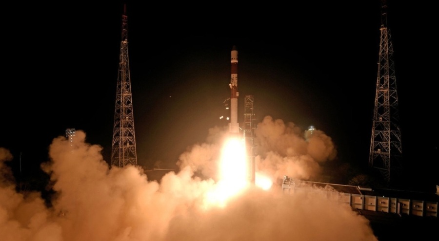 Hindistan'dan büyük adım: Başarıyla fırlatıldı