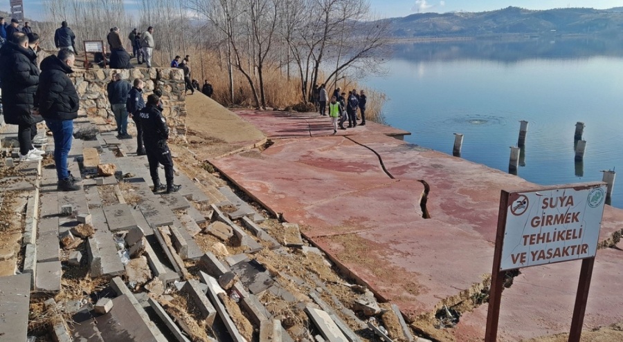 Gölde kan donduran görüntü: Ekipler harekete geçti