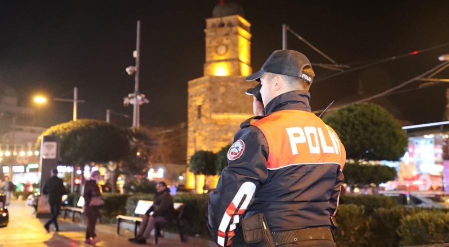 Yılbaşı gecesi aranan 101 kişi yakalandı