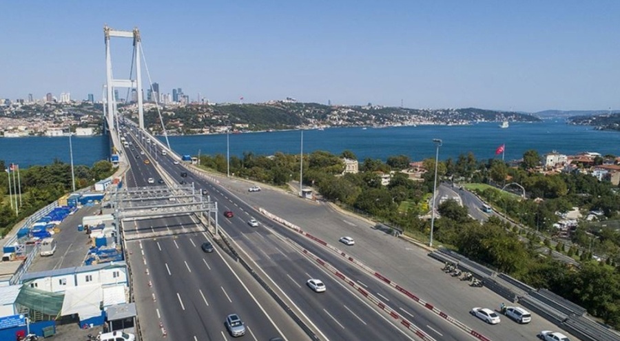 2024'te otoyol ve köprülerden yaklaşık 1,1 milyar araç geçti