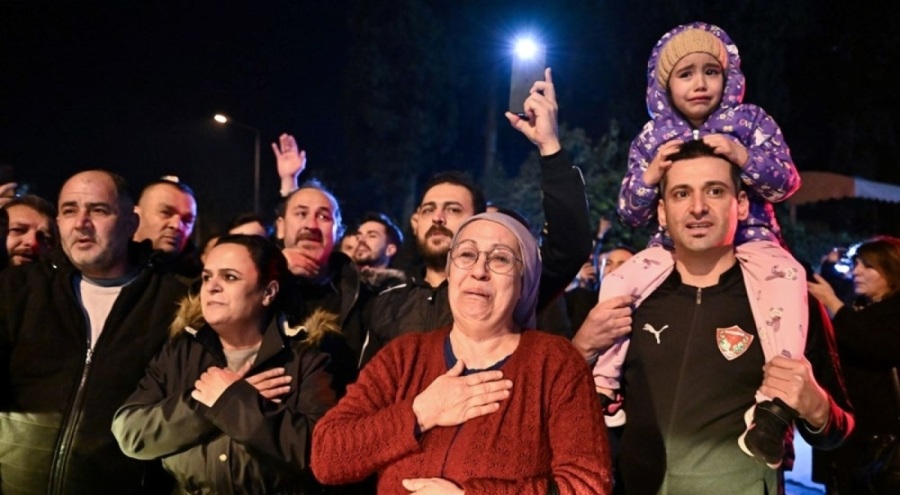 Ferdi Tayfur'un ölümü hayranlarını gözyaşlarına boğdu