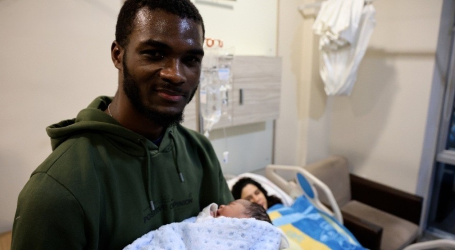 Haiti'den okumaya geldi, baba oldu!