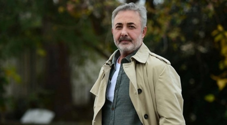 Mehmet Aslantuğ'un yeni projesi