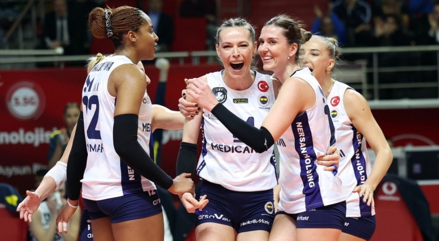 Fenerbahçe, Türk Hava Yolları'na set vermedi ve liderliğini devam ettirdi