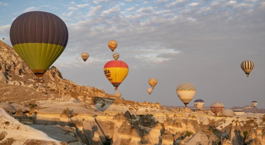 Sıcak hava balonunda yolcu sayısı rekoru kırıldı