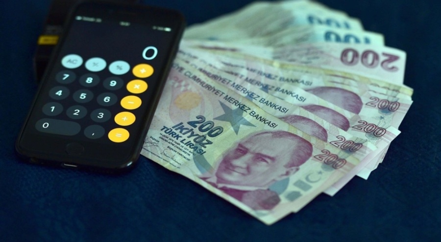 Uzman isim en düşük emekli maaşı için rakam verdi