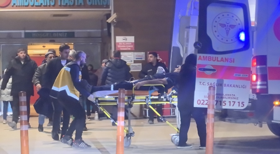Bursa'da bir işçi kolunu ahşap kesme makinesine kaptırdı!
