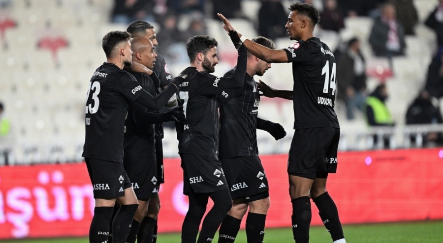 Beşiktaş deplasmanda Sivasspor'u 1-0 yendi