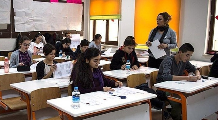 Kars'ta 8 Ocak Çarşamba yarın okullar tatil mi?