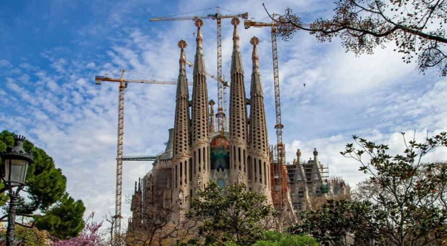 'La Sagrada Familia'nın inşaatının tamamlanacağı süre belli oldu