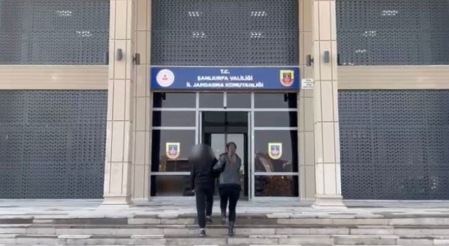 Kadın terörist teslim oldu