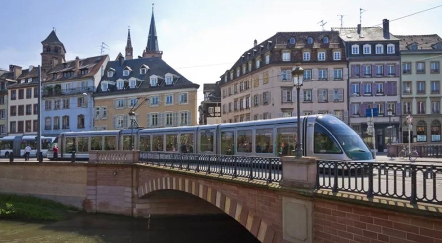 Fransa'da tramvay kazası! Çok sayıda yaralı var