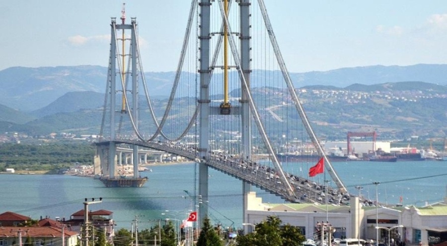 Otoyol ve köprü geçiş ücretlerine zam geldi!