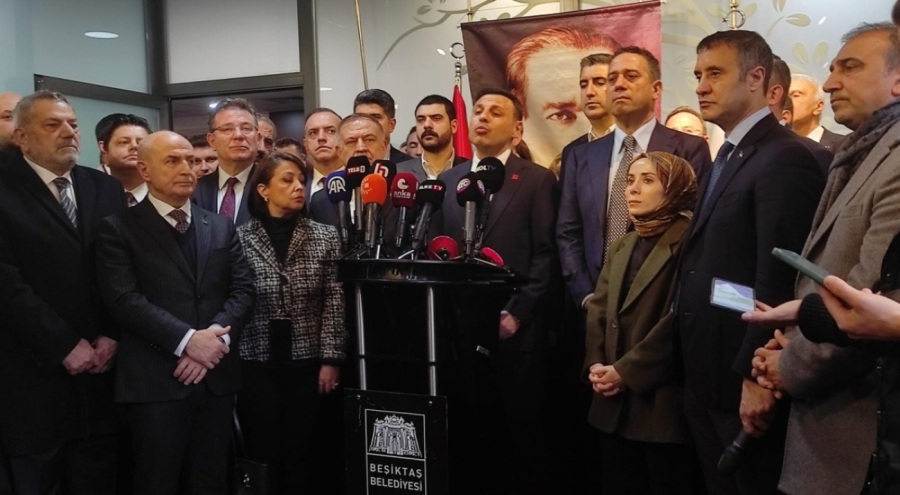 CHP heyetinden Beşiktaş Belediyesi'nde açıklama: Başkanımızın arkasındayız