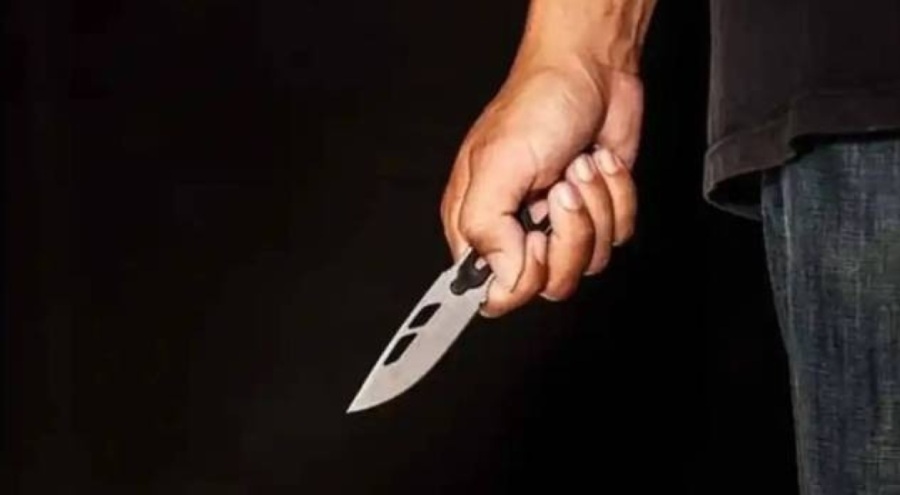 Evde bıçaklı kavga: 1'i kadın 2 kişi öldü