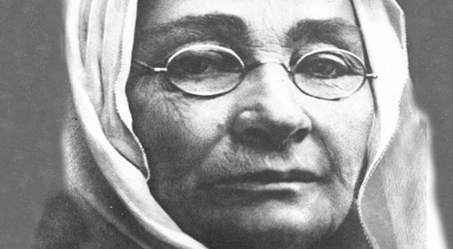 Ulu Önder Atatürk'ün annesi Zübeyde Hanım'ın ölümünün 102. yılı