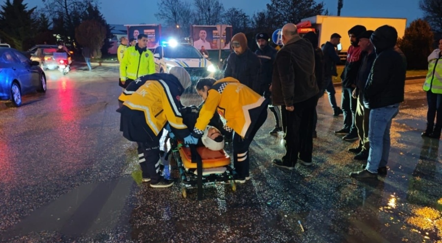İnegöl'de kamyonetle motosiklet çarpıştı!