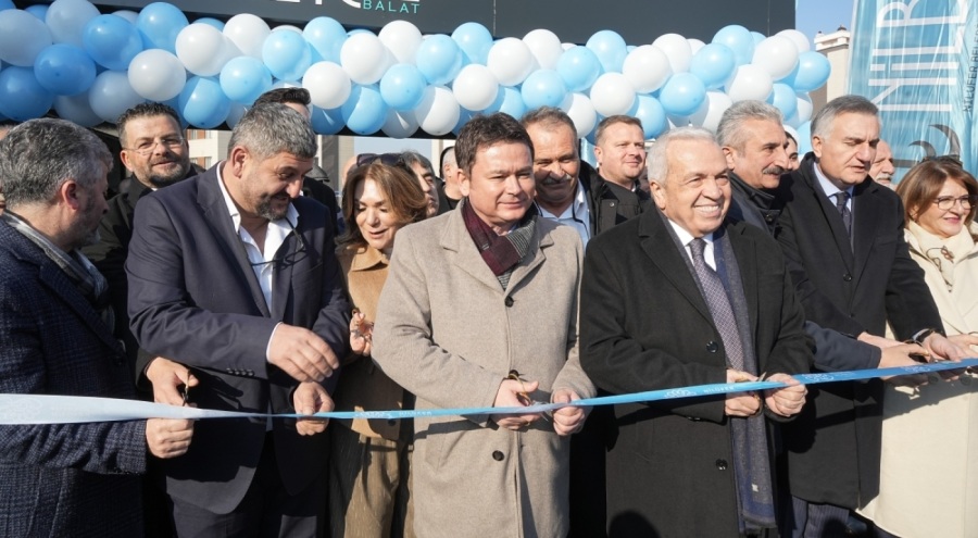 Nilüfer'de çifte açılış! 417. park ve Nilbel Kafe Ahmet Yesevi Mahallesi'nde açıldı